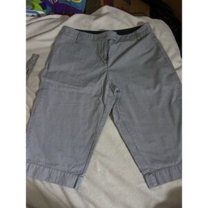 Women's Manhattan Chink Shorts  Pinstripe!‎ Missing Back Button On Pocket